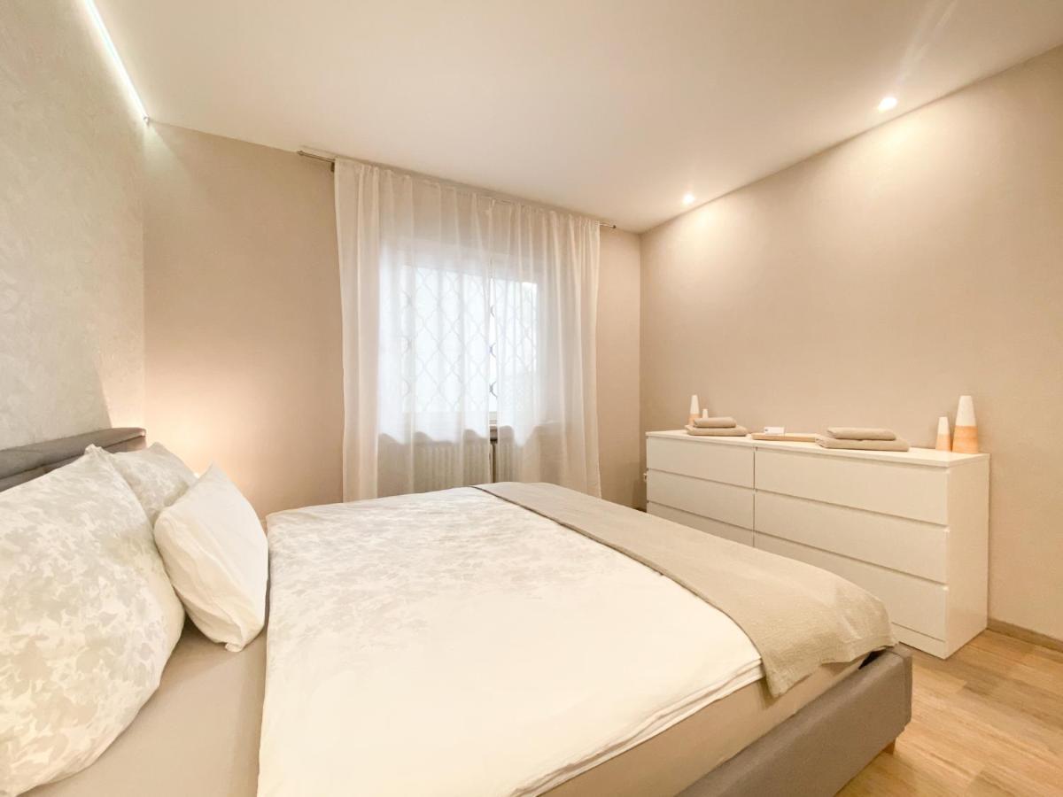 Modernes Apartment In Zentrumsnaehe Mit Eigenem Stellplatz 바덴바덴 외부 사진
